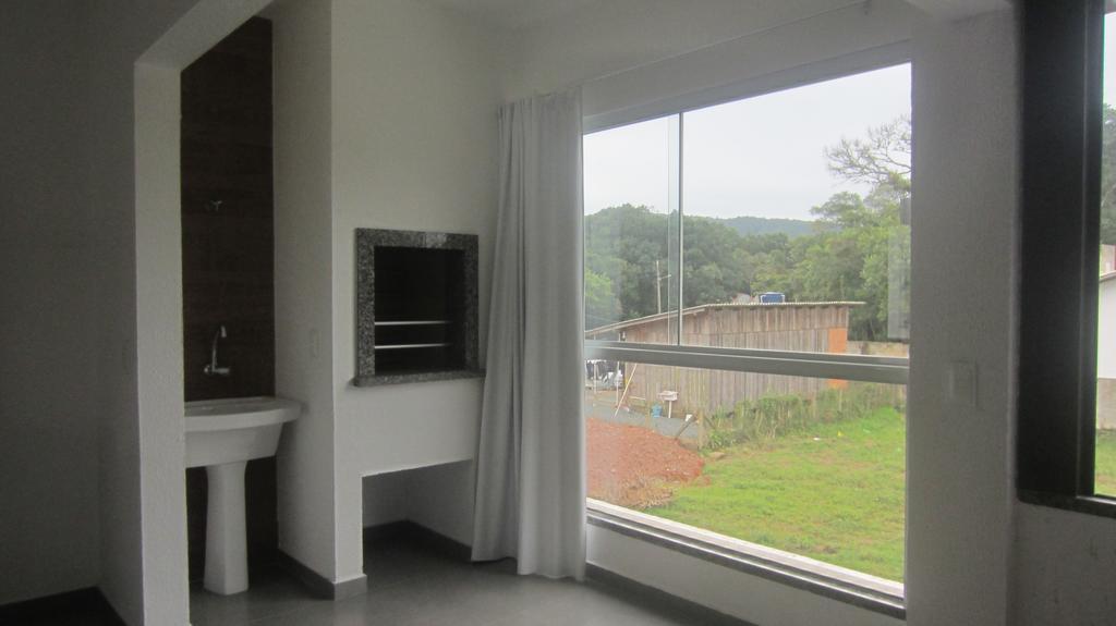 Residencial Marbella Apartment Bombinhas Exterior photo